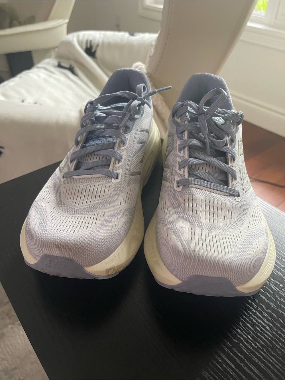 New Balance Women's Athletic Shoes - Light Lavender and Cream